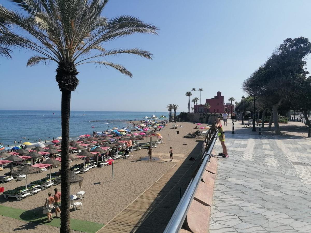 Estudio Terraza Vista Mar Parking Gratuito Piscinas Benalmádena Kültér fotó